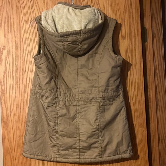 Lined vest - Picture 3 of 3
